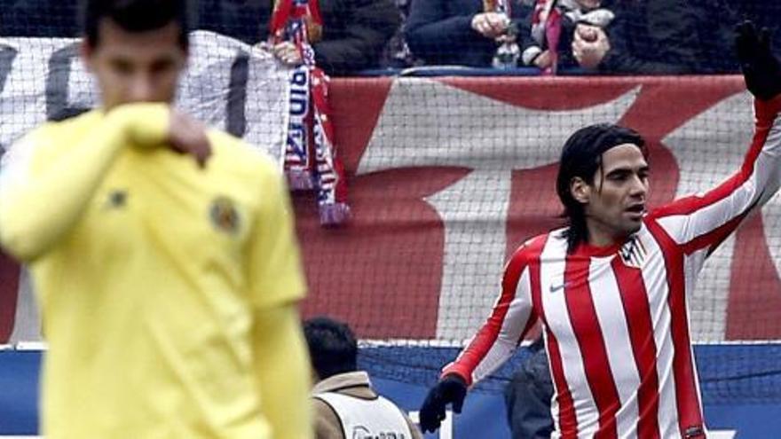 Falcao celebra uno de sus goles