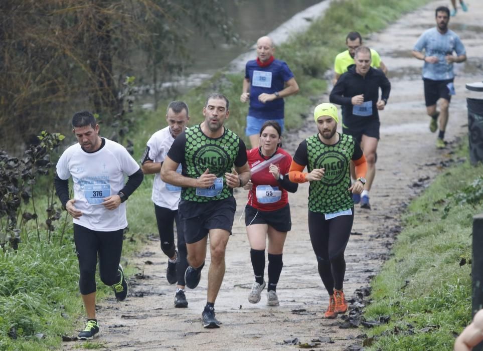 Invasión Celeste bajo la lluvia de Vigo. // Alba Villar