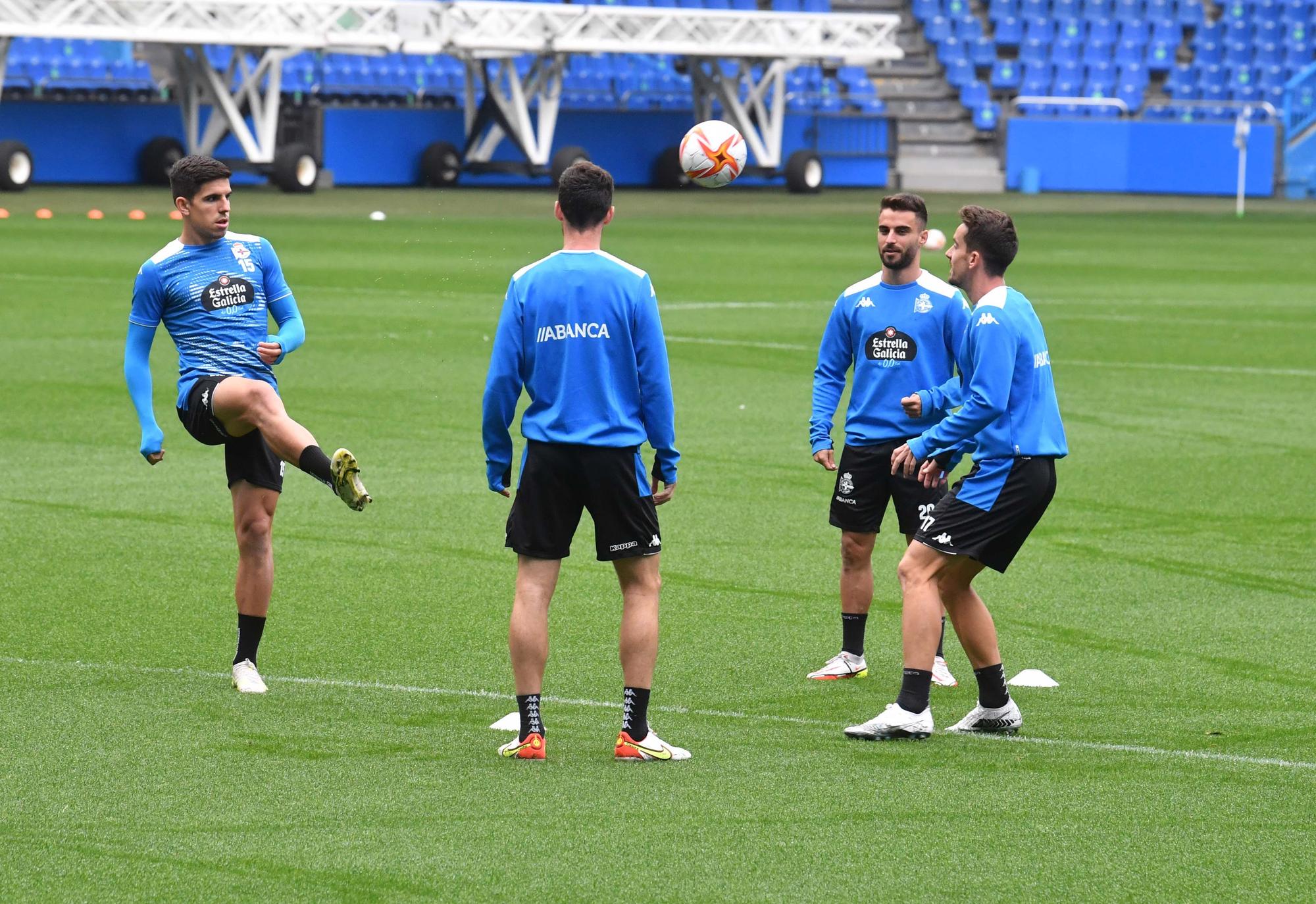 Entrenamiento en Riazor a puerta cerrada