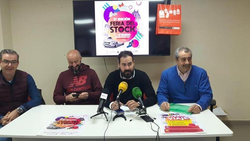 La V Feria del Stock congrega a 40 comercios y expondrá 100 coches