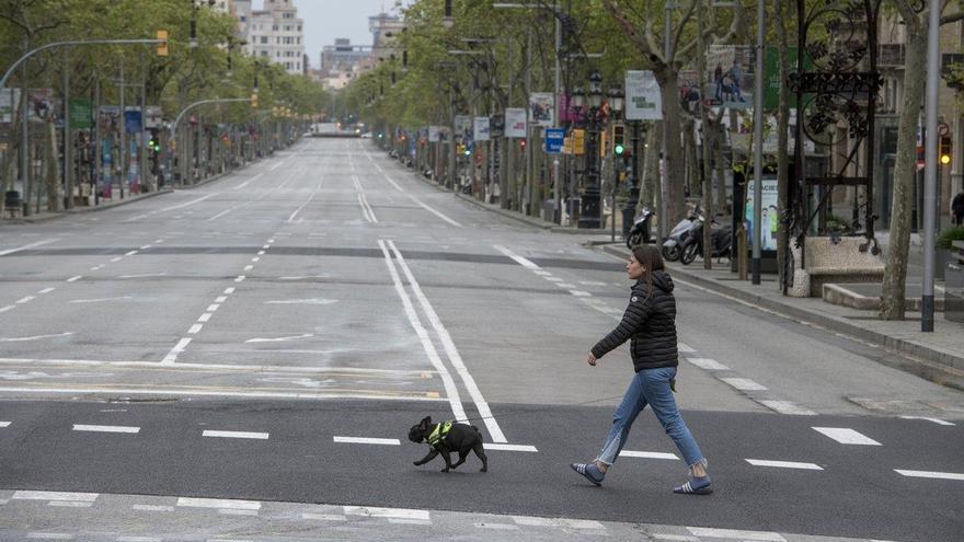 Los residentes hicieron 370.000 viajes en la segunda quincena de marzo frente a los ocho millones de un año antes