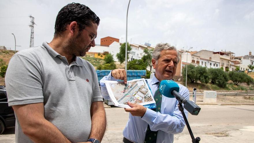 Las filtraciones de un colector que atraviesa la N-432 en Espejo obligan a intervenir con celeridad