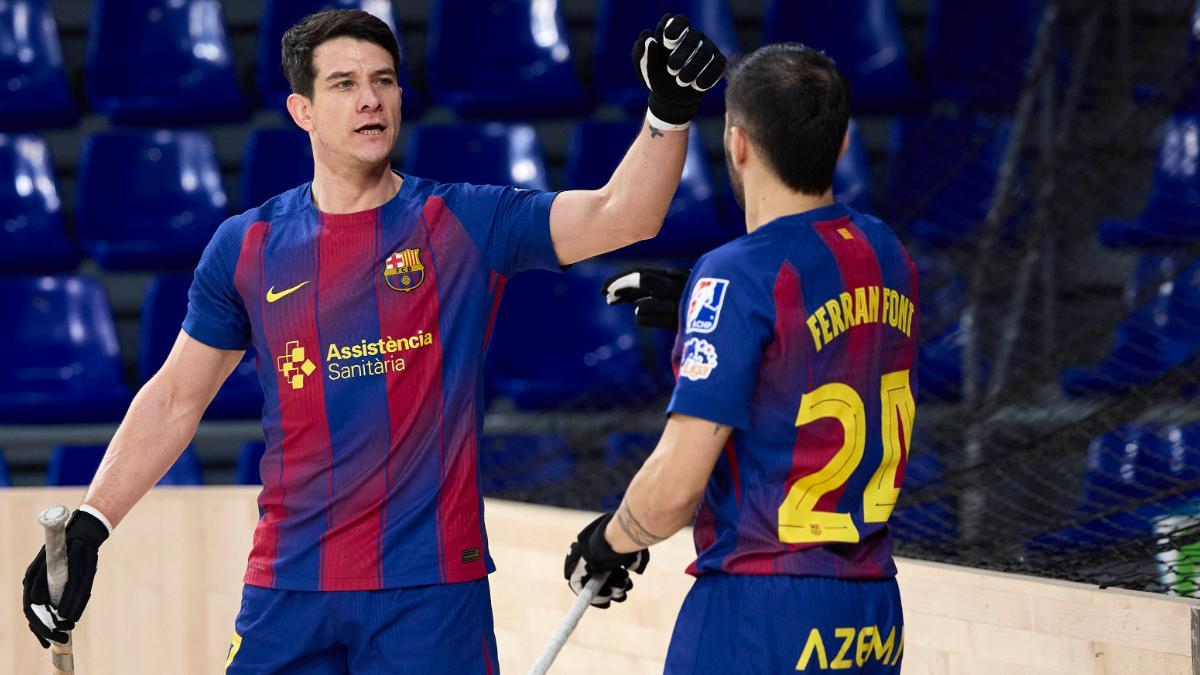 Pablo Álvarez and Ferran Font celebrate a goal
