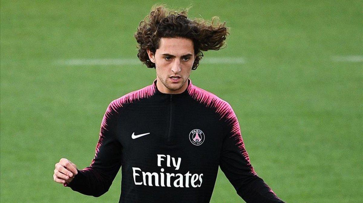 Rabiot, durante una de sus últimas apariciones con la camiseta del PSG