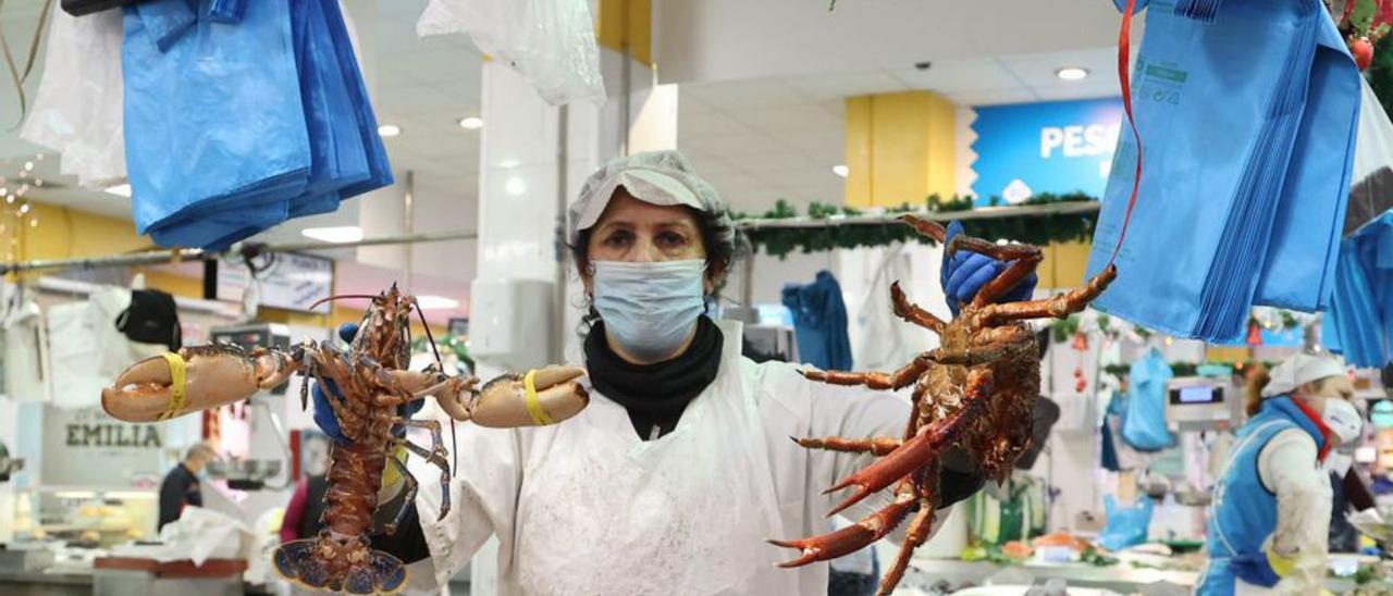 Puesto de Mariscos Loli en el mercado de O Calvario. |   // ALBA VILLAR