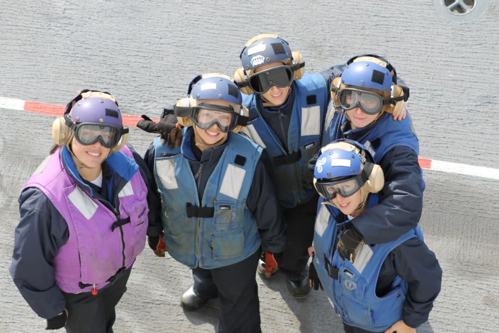 En la segunda jornada a bordo comienza el ejercicio Balearex-19, con un mar movidito y vientos que pusieron al límite la maniobrabilidad