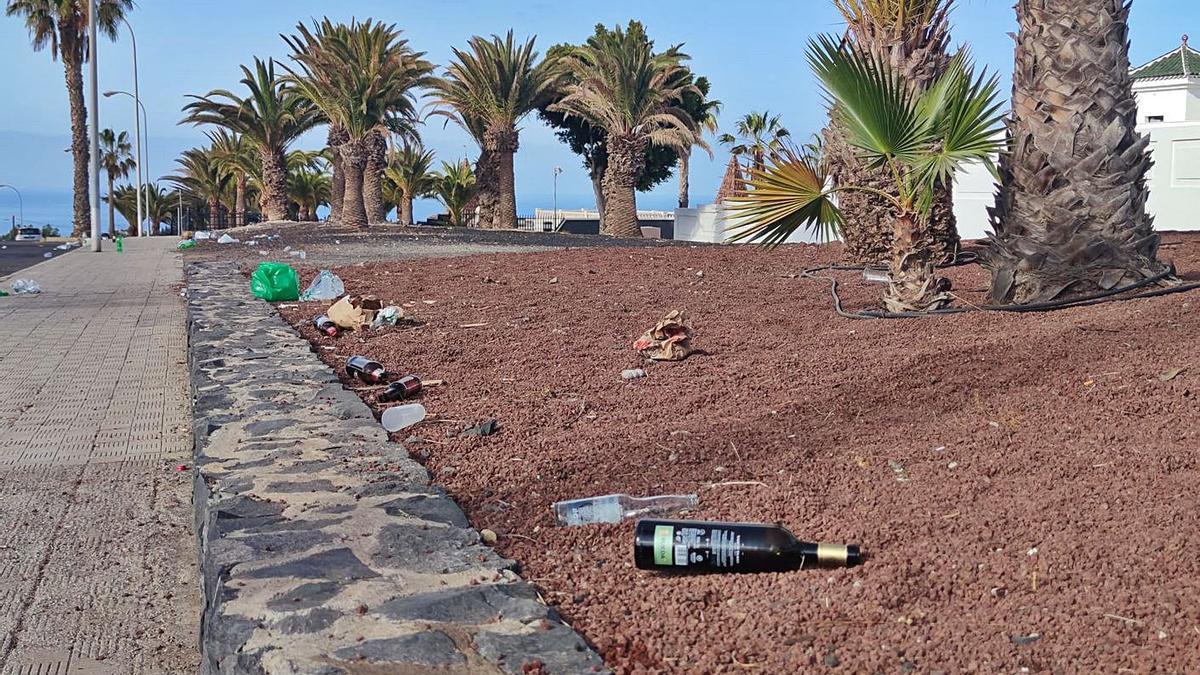 Preocupación en el sur de Tenerife por los botellones y aglomeraciones.