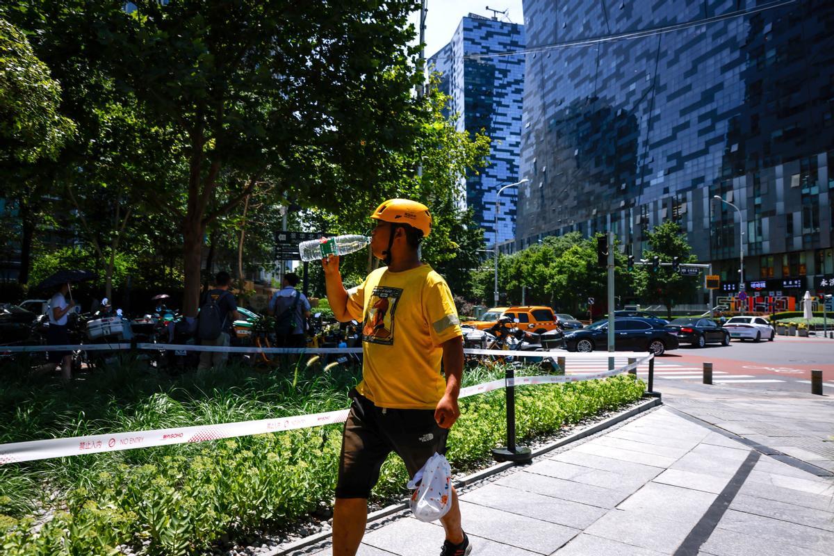 Persiste la alerta por ola de calor en China