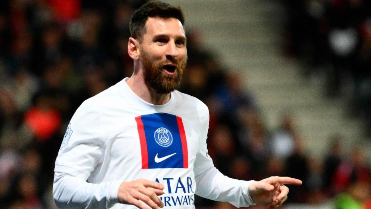 Messi celebra su gol ante el Niza