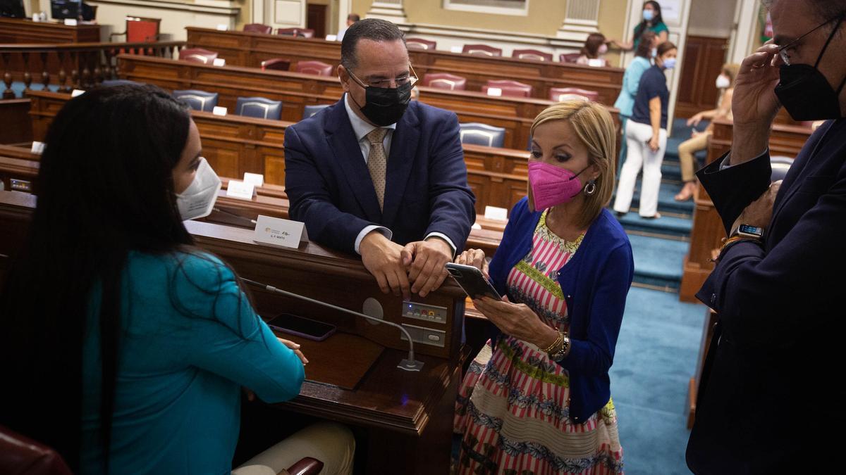 Pleno del Parlamento de Canarias