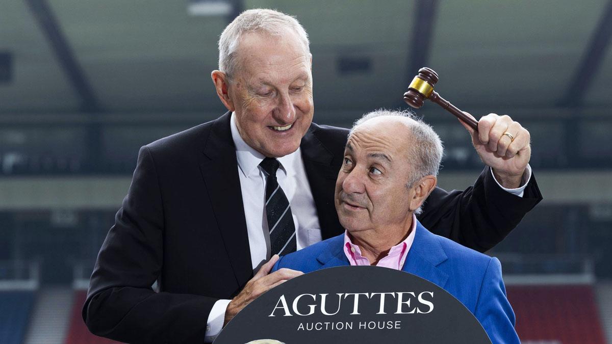 Butcher y Ardiles, bromeando este jueves en Hampden Park