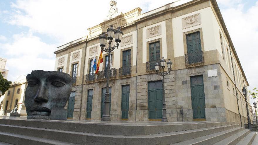 Fachada del Teatro Guimerá.