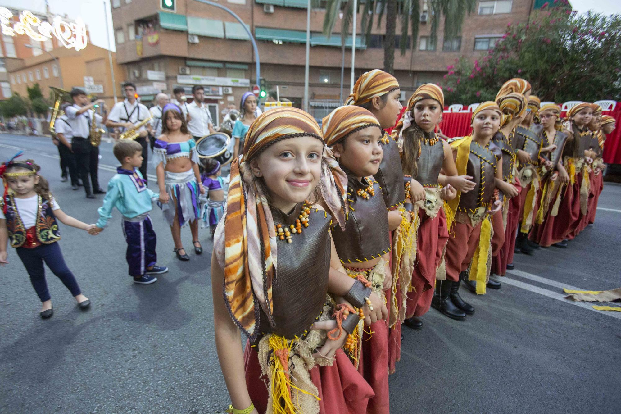 Las fiestas de Moros y Cristianos de Altozano, en Alicante, viven sus fechas principales desde esta noche con el desfile infantil y la embajada