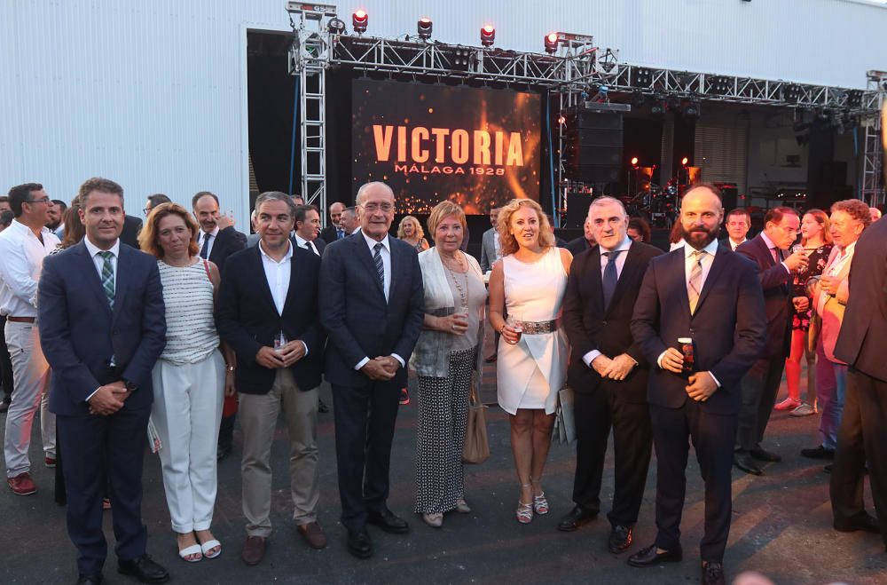 Representantes políticos e institucionales de Málaga acudieron al acto oficial de inauguración de la fábrica de Cerveza Victoria