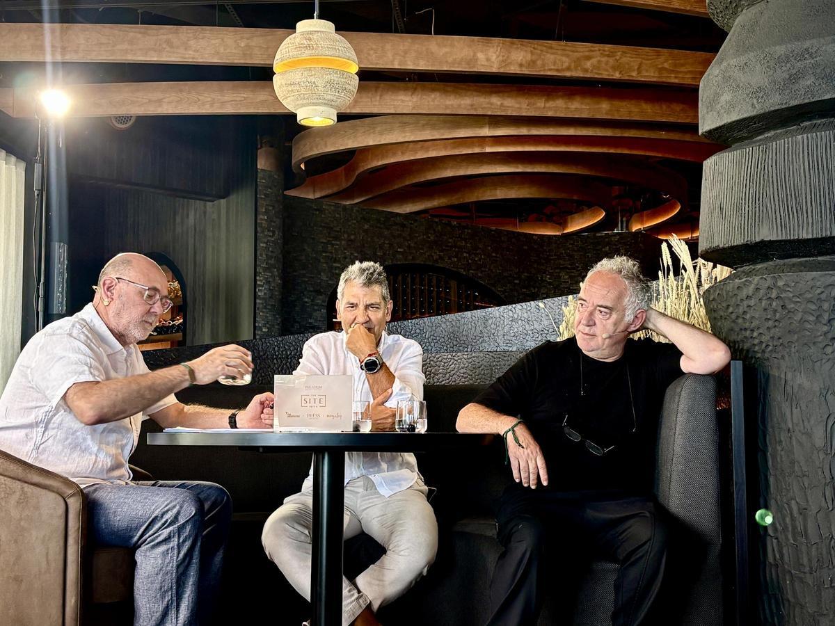 Ferran Adrià y Paco Roncero dialogan en Ibiza