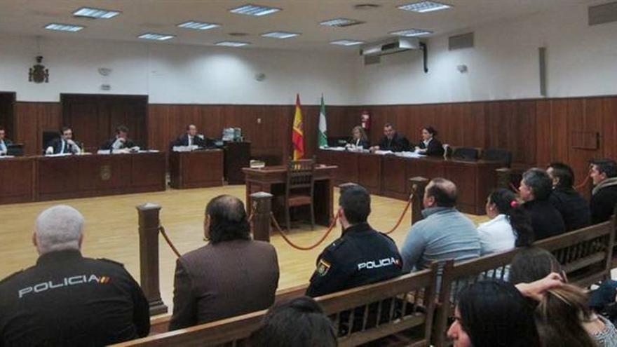 Los acusados del crimen del olivar de Puente Genil dicen que no conocían a la víctima