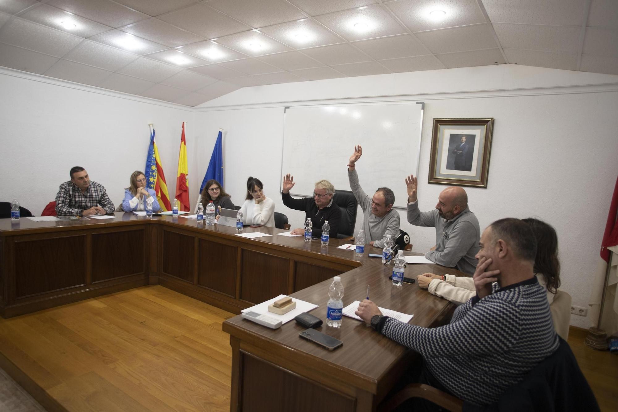 Así ha sido el pleno de la moción de censura en Barxeta