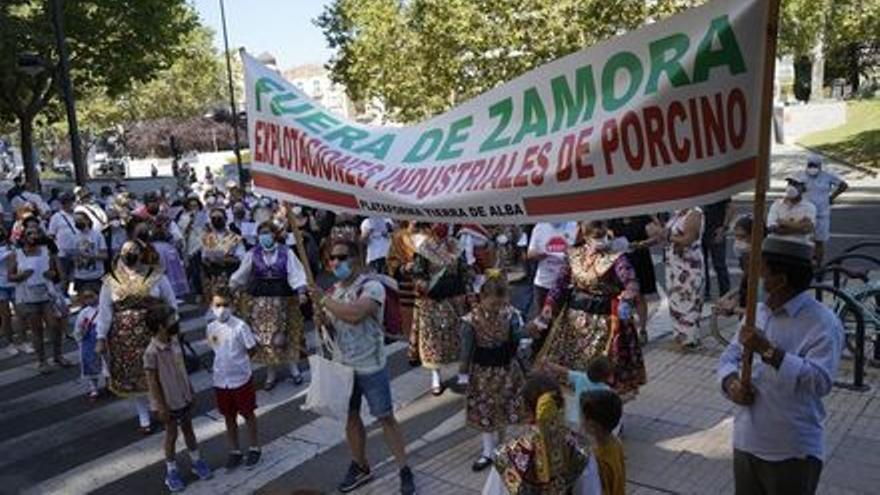 Movilización en Zamora contra las macrogranjas