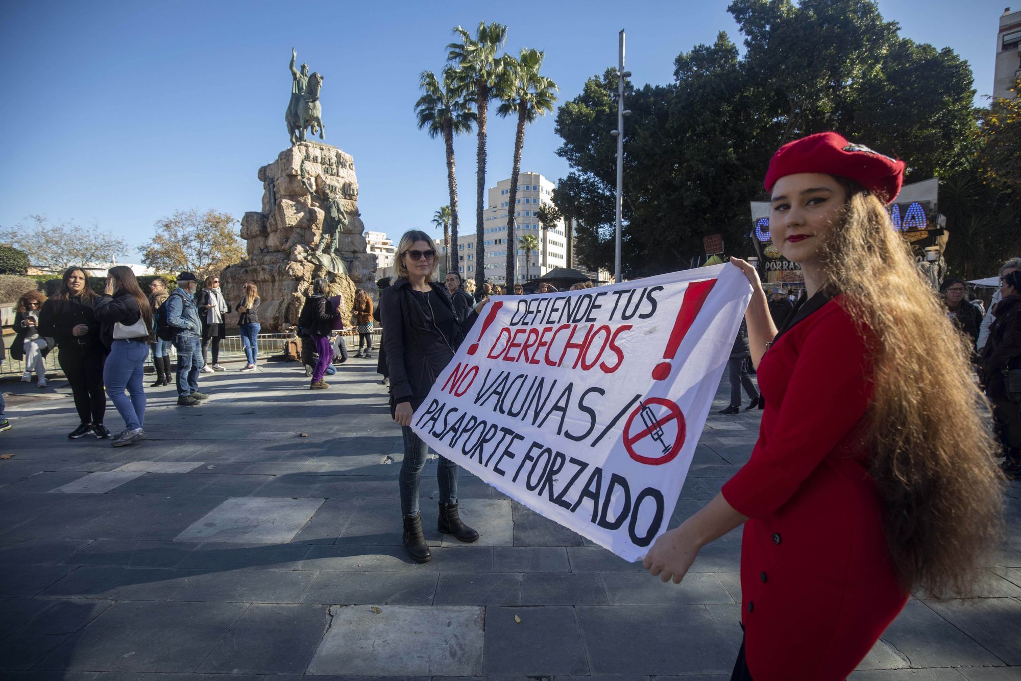 300 Impfgegner protestieren in Palma gegen die 3G-Regelung