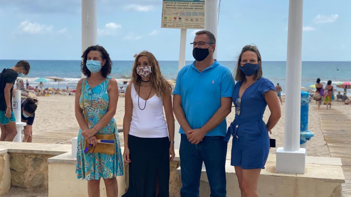 El Campello: localidad orgullosa de su bandera «Playas sin humo»