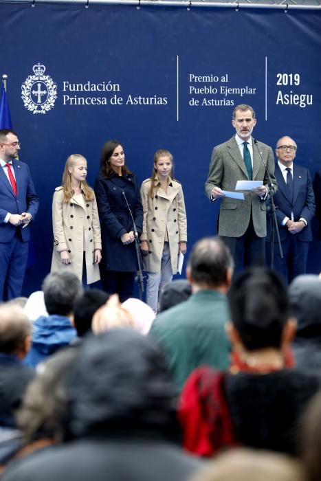 Así fue la visita real a Asiegu, Pueblo Ejemplar