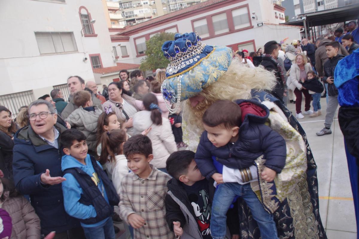 Fotos de la Cabalgata de Reyes de la Cruz del Humilladero de 2026