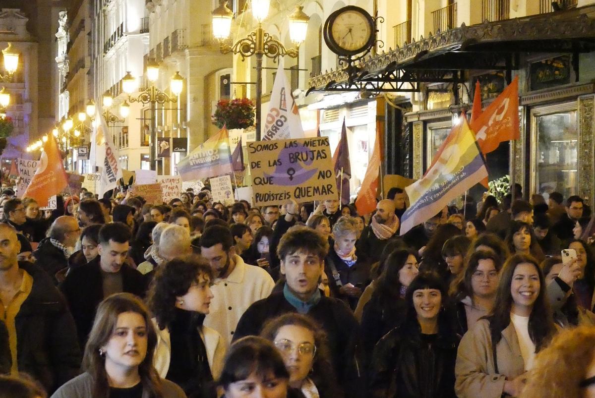 Manifestacion del 8M por el centro de Zaragoza el pasado año.