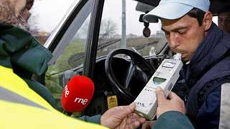 Negarse al test de alcoholemia no es delito si no hay síntomas de  embriaguez - Diario Córdoba