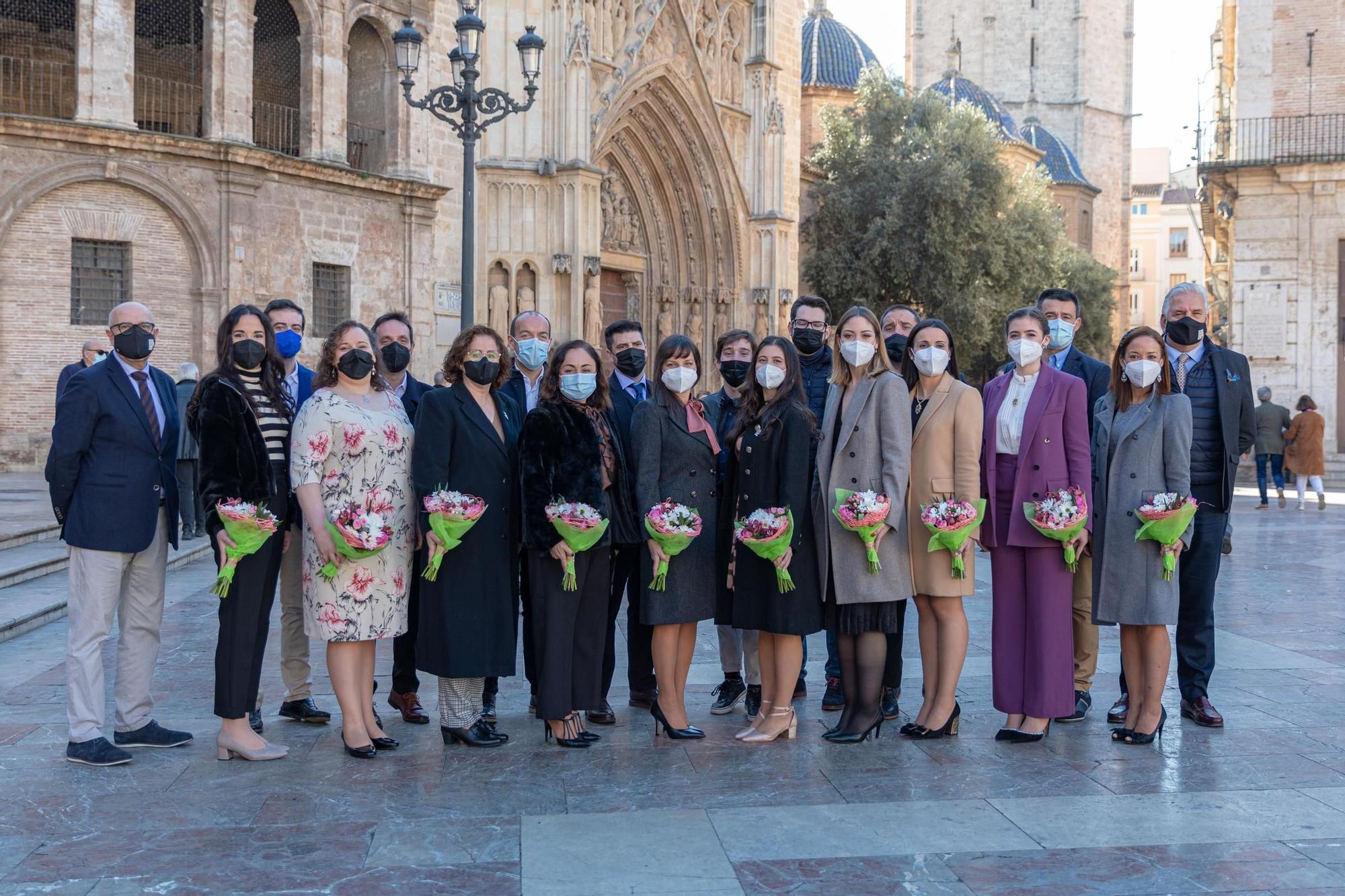 Ofrenda de las Fallas de Primera A a la Virgen de los Desamparados