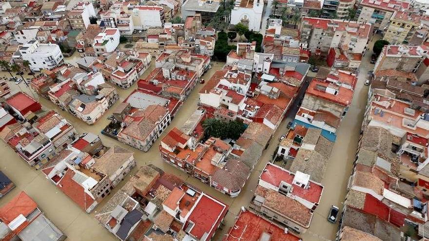 Imagen aérea de la Vega Baja, en Alicante, donde los militares rescataron a 450 personas. // Efe