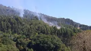 El número de incendios registrados en Asturias se reduce a dos: Coaña y Monte Areo, ambos controlados