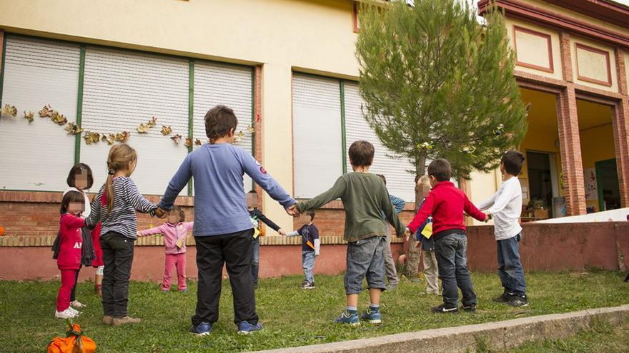 Educació dona un comodí a les escoles rurals per a esquivar les extraescolars