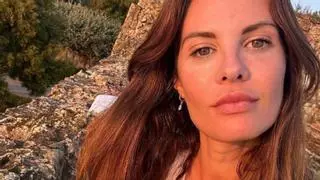 Las aplaudidas fotos de Jessica Bueno en su jornada de playa en Bueu: "Muchas deberían aprender de ti"