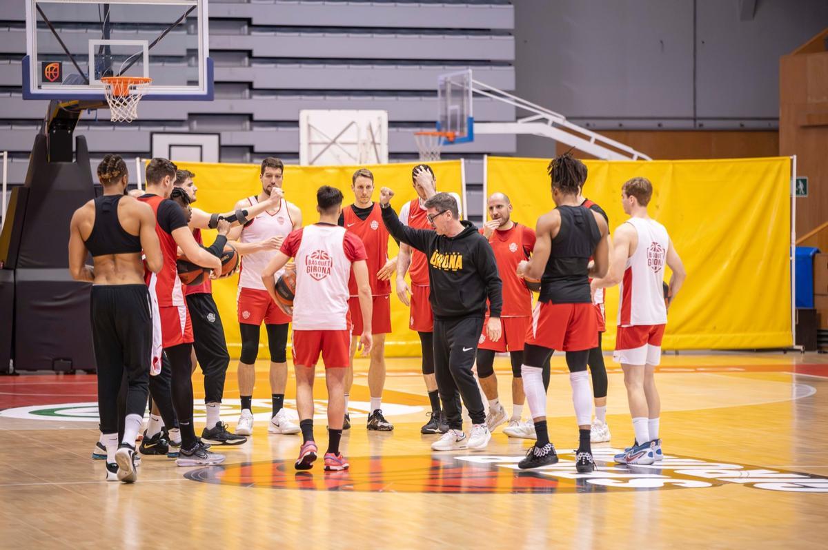 La plantilla del Bàsquet Girona ha acogido con agrado la llegada de Katsikaris