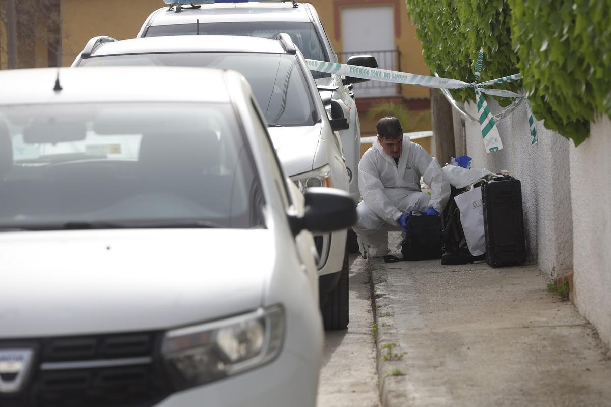 Un investigador de Criminalística de la Guardia Civil.
