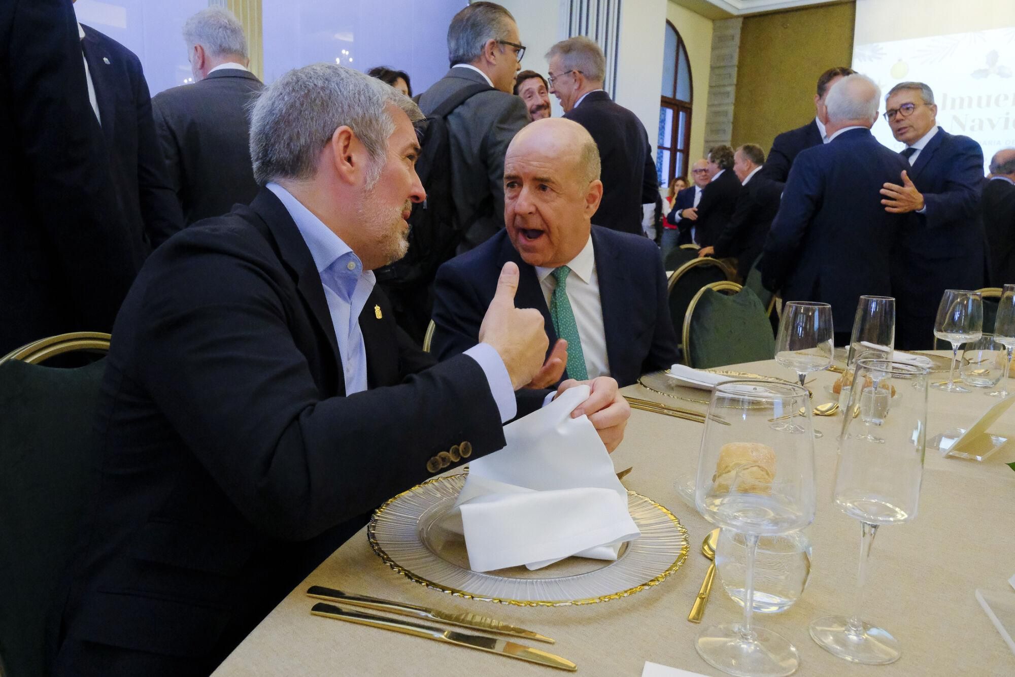 Comida navideña de la Confederación Canaria de Empresarios (CCE) en Las Palmas de Gran Canaria