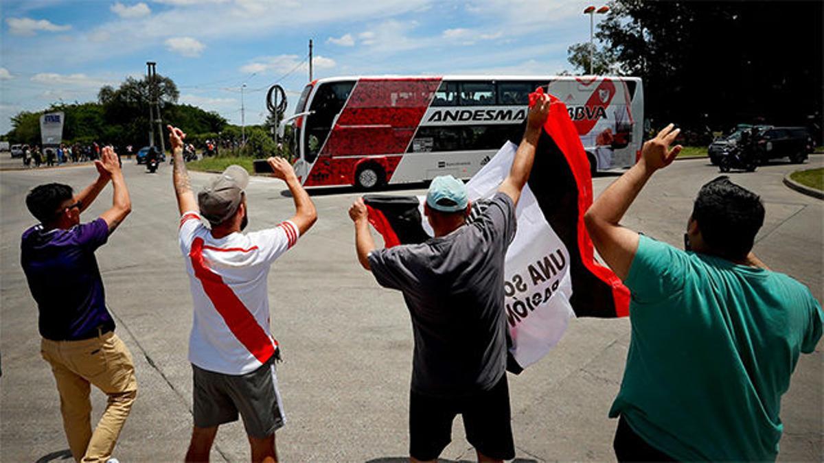 Modesta despedida al River Plate en Argentina