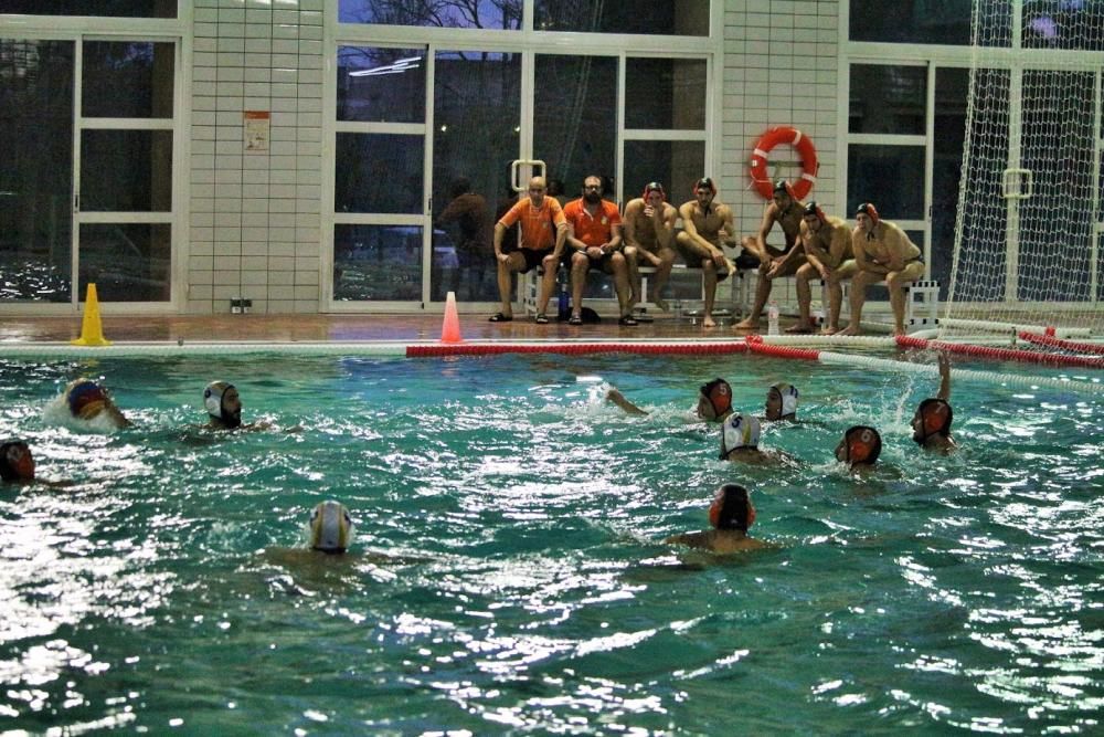 Partido de semifinal de la liga balear de waterpolo