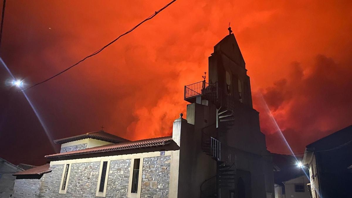 El fuego en Ferreras de Abajo.