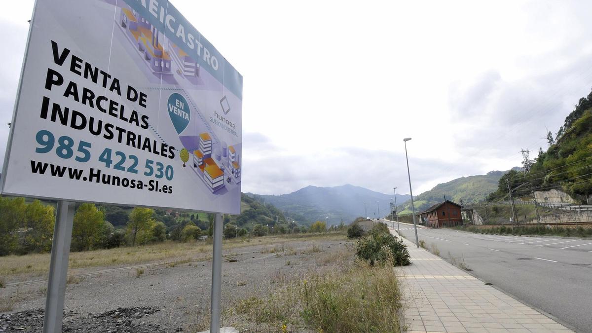 El polígono de Reicastro, en Mieres.