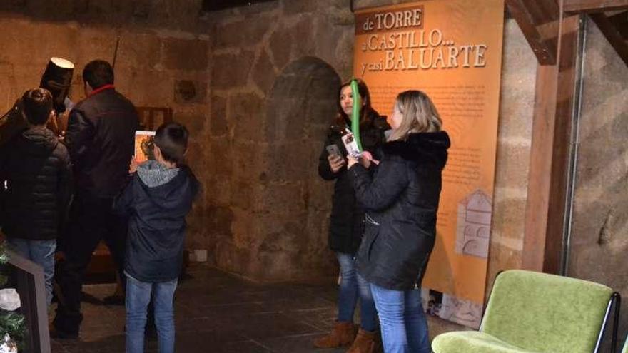 Turistas en el castillo de Puebla.