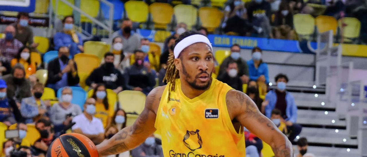 Andrew Albicy durante uno de los partidos del Granca de la pasada temporada, en el Gran Canaria Arena