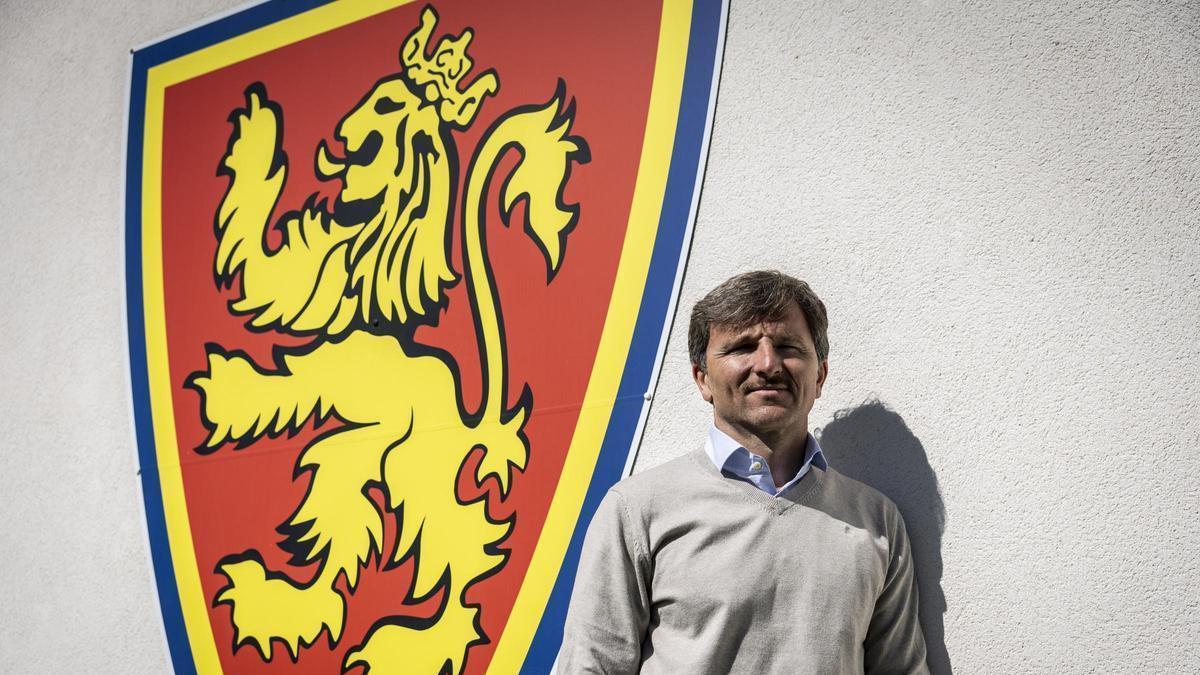 Lalo Arantegui, director deportivo del Real Zaragoza, posa en la Ciudad Deportiva.