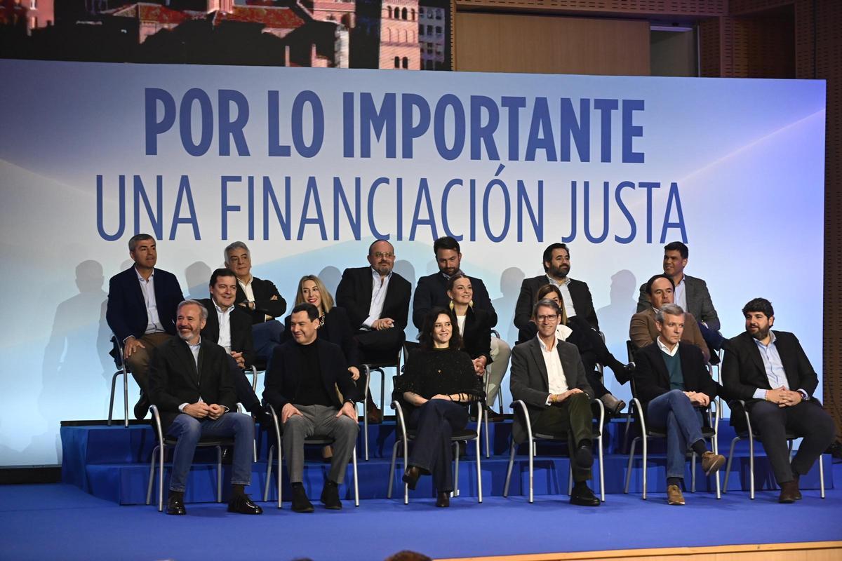Los presidentes autonómicos del PP, este domingo en Zaragoza.