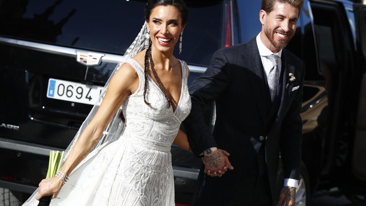 Pilar Rubio y Sergio Ramos a su salida de la iglesia