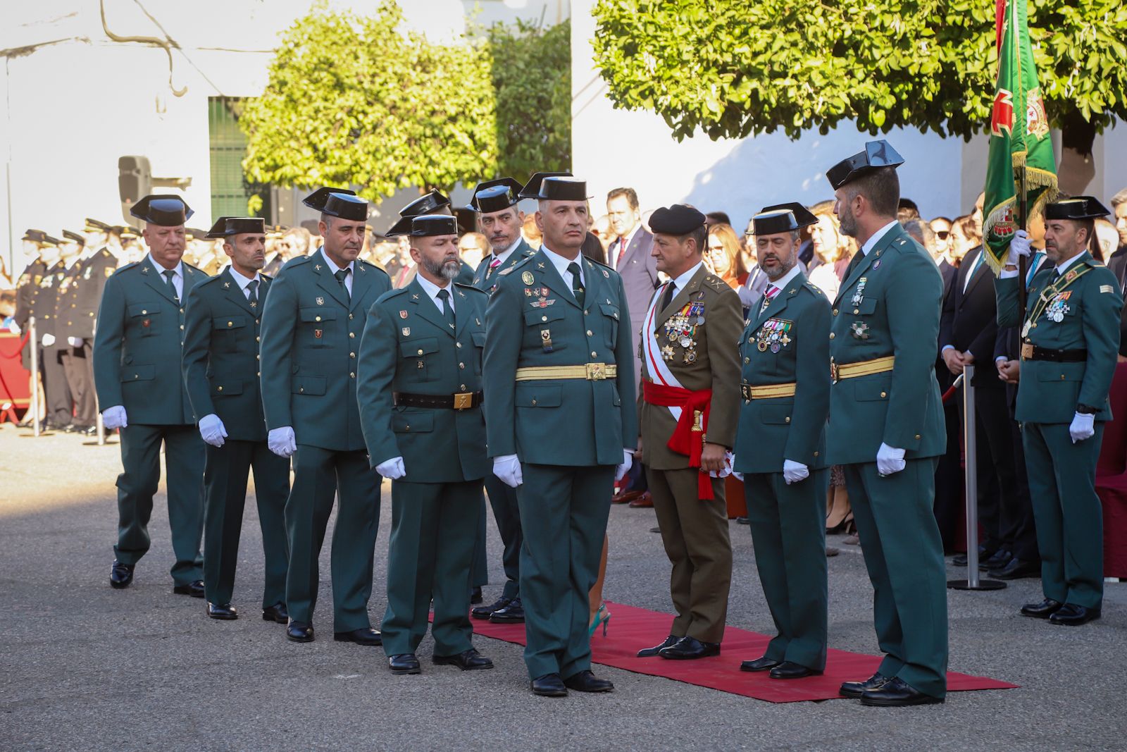 La Guardia Civil celebra con los cordobeses el Día del Pilar