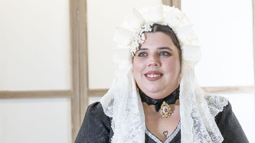Alba María Fuentes Jover, candidata de la Hoguera Virgen del Remedio-La Paz