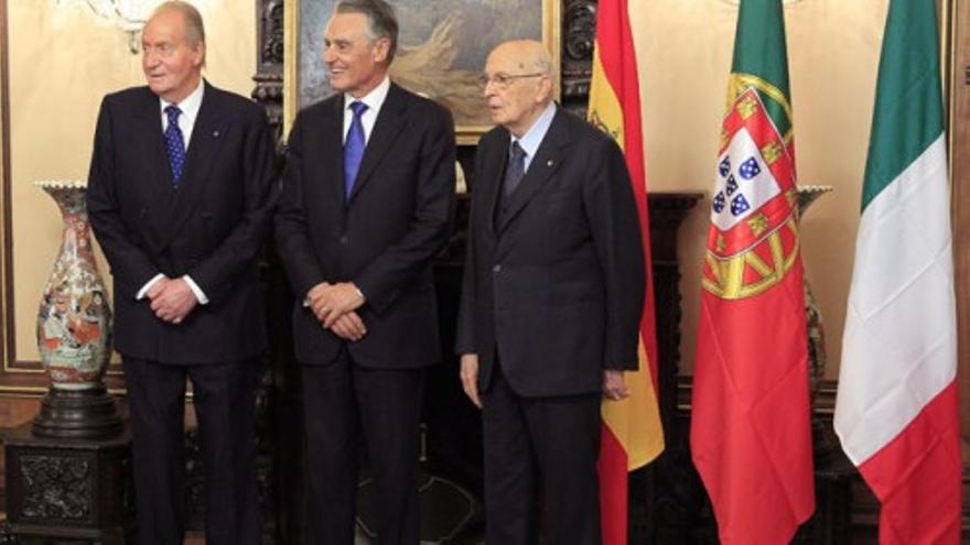 Don Juan Carlos inicia agenda internacional en Portugal