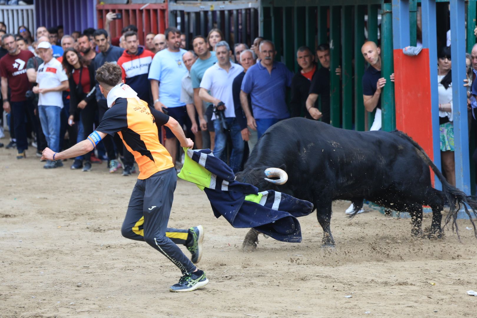 FOTOGALERÍA I Las imágenes de la segunda jornada taurina de las fiestas de Vila-real