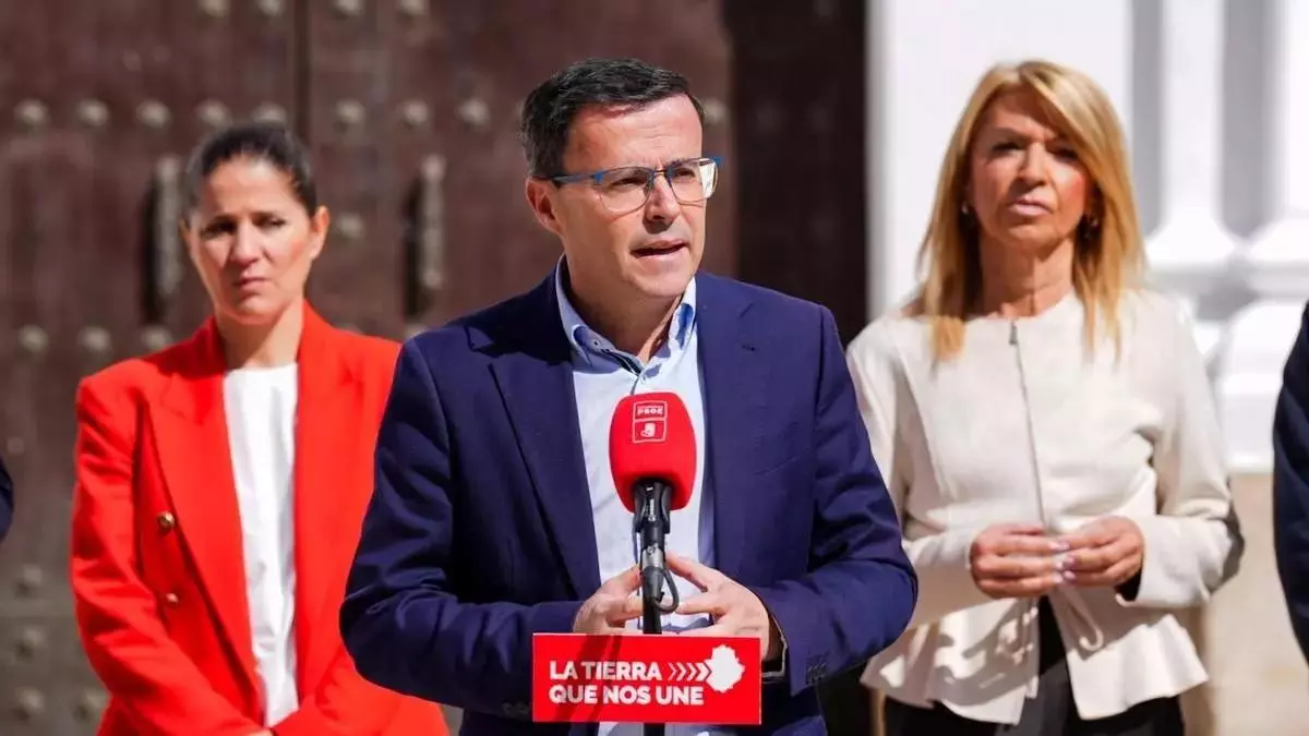 Gallardo califica como "deleznable" el mensaje de Guardiola en el que pedía respeto por Vara